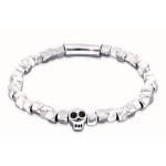 Bracciale elastico con perline in argento e particolare a forma di teschio