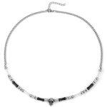 Collana da uomo con teschio e perline.