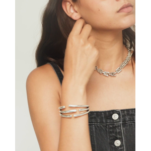 Bracciale rigido con molteplici forme organiche intrecciate placcato in argento 925