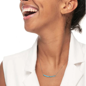 Collana con zirconi e smalto