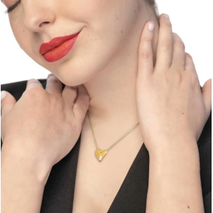 Collana con cuore irregolare centrale